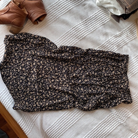 Sportsgirl midi skirt - Picture 3 of 3